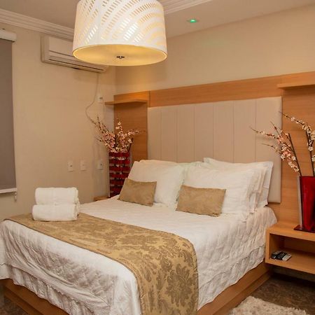 Hotel Cravo E Canela Кампус-дус-Гойтаказіс Екстер'єр фото