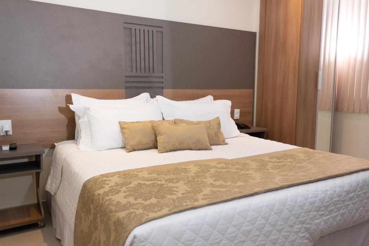 Hotel Cravo E Canela Кампус-дус-Гойтаказіс Екстер'єр фото